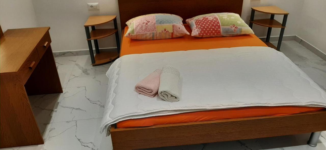 Apartament Marin I Vinka Trogir Zewnętrze zdjęcie